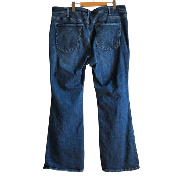 Silver Jeans Most Wanted Flare Max Flex Denim Size 20W - Picture 7 of 13